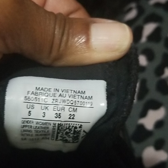 Converse - Picture 4 of 4